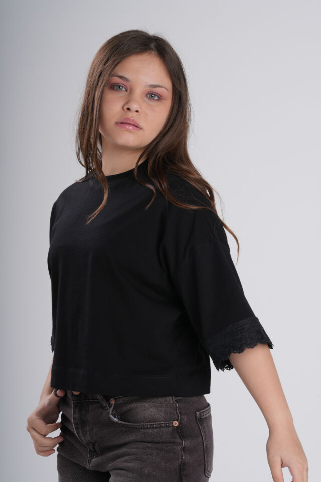 Kız Çocuk Kolları Dantel Detaylı Oversize T-Shirt - Düz Renk Bisiklet Yaka Pamuklu Tişört