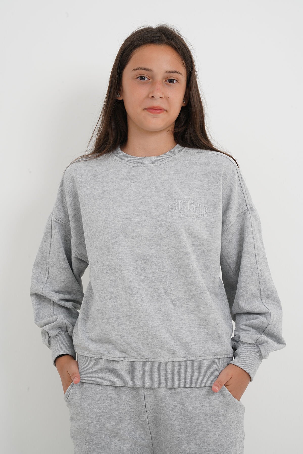 kiz-cocuk-iki-iplik-kumas-bisiklet-yaka-esofman-takimi-662.jpg