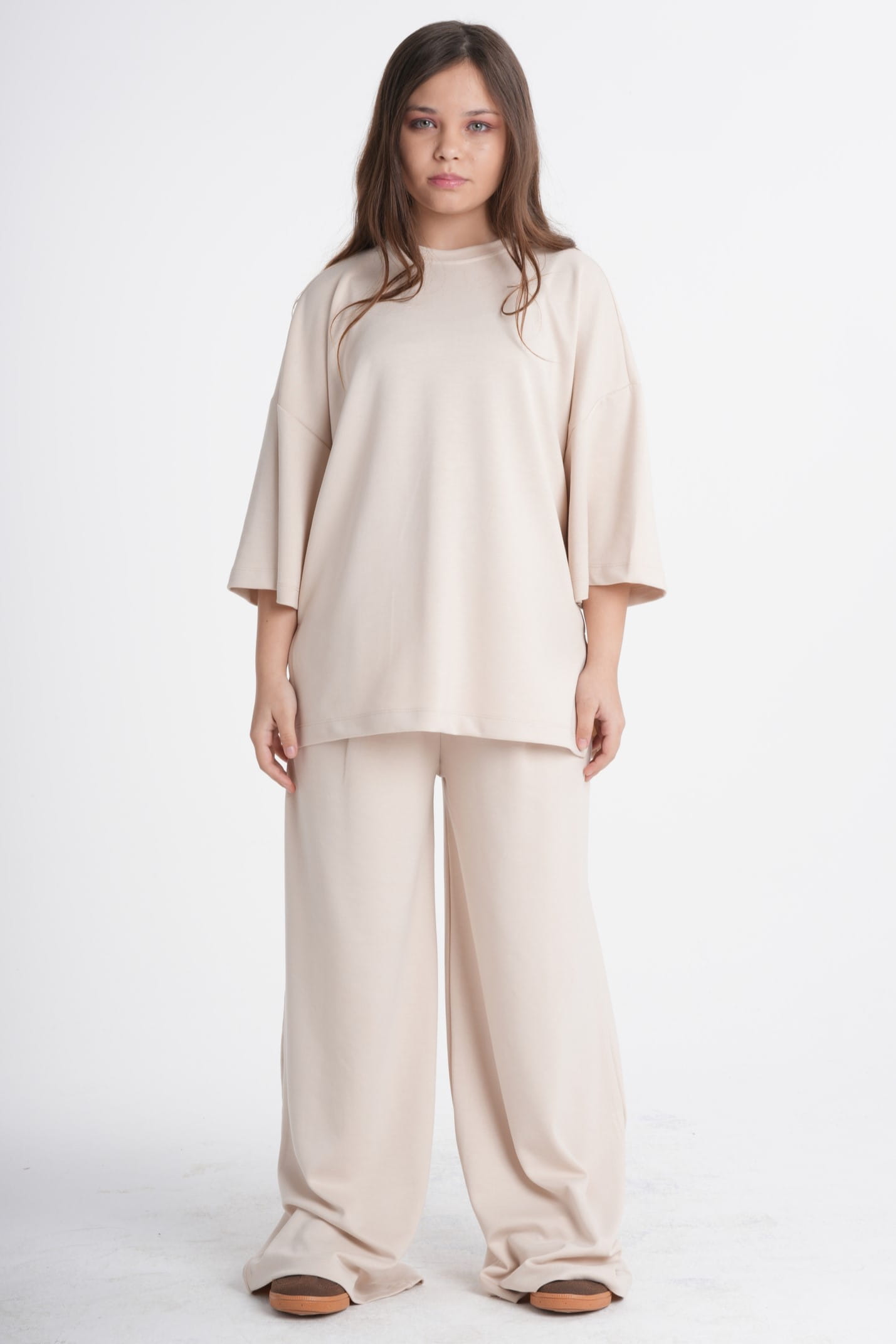 kiz-cocuk-renkli-oysho-kumas-rahat-kesim-ev-takimi-oversize-t-shirt-ve-genis-paca-pantolon-seti-konforlu-lounge-giyimi-2269-1.jpg