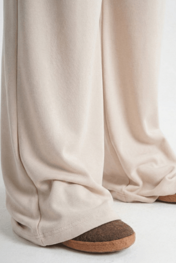 kiz-cocuk-renkli-oysho-kumas-rahat-kesim-ev-takimi-oversize-t-shirt-ve-genis-paca-pantolon-seti-konforlu-lounge-giyimi-2272-1.png