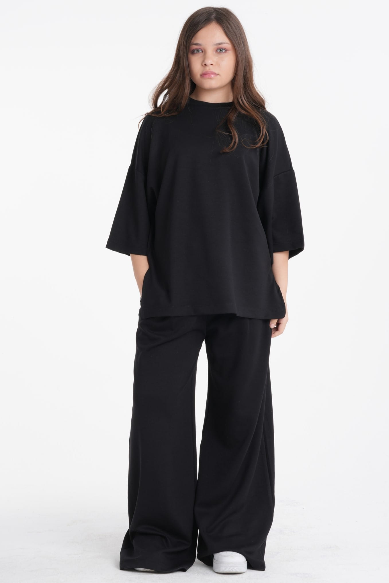 kiz-cocuk-renkli-oysho-kumas-rahat-kesim-ev-takimi-oversize-t-shirt-ve-genis-paca-pantolon-seti-konforlu-lounge-giyimi-2276-1.jpg