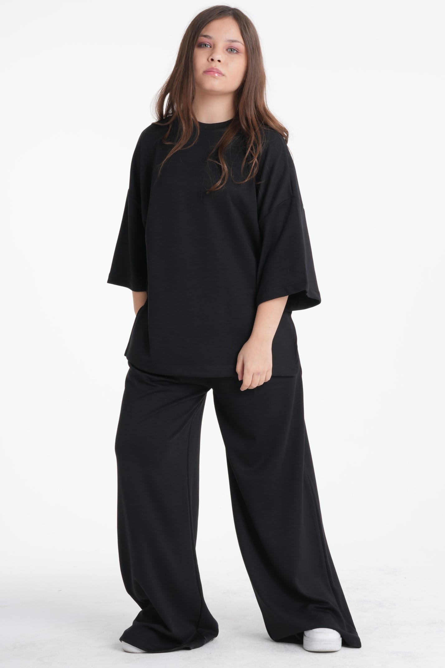 kiz-cocuk-renkli-oysho-kumas-rahat-kesim-ev-takimi-oversize-t-shirt-ve-genis-paca-pantolon-seti-konforlu-lounge-giyimi-2277-1.jpg