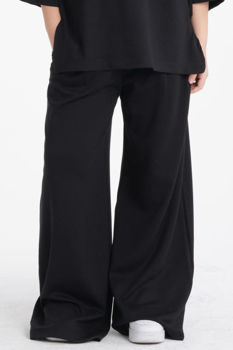 kiz-cocuk-renkli-oysho-kumas-rahat-kesim-ev-takimi-oversize-t-shirt-ve-genis-paca-pantolon-seti-konforlu-lounge-giyimi-2279-1.jpg