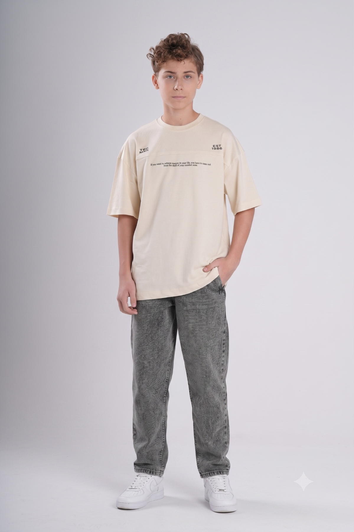 erkek-cocuk-rhat-kesim-on-ve-arkali-yazi-baskili-t-shirt-2605.jpg