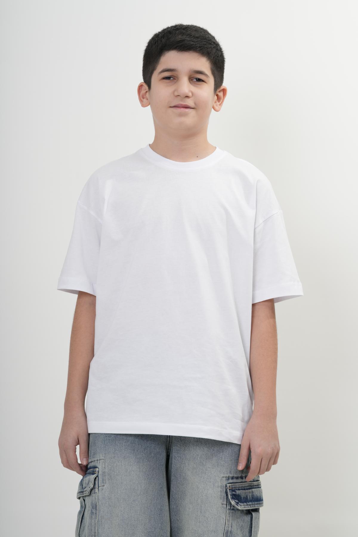 unisex-cocuk-beyaz-ve-siyah-rahat-kalip-bisiklet-yaka-basic-tisort-2699.jpg